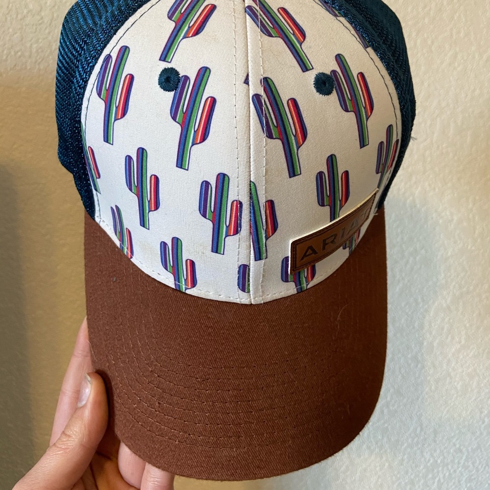 Ariat hat